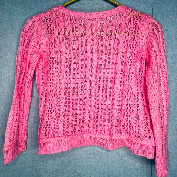 Youth Crochets Knit Sweater Pink with Baby Pink Bear Patch - Picture 4 of 4